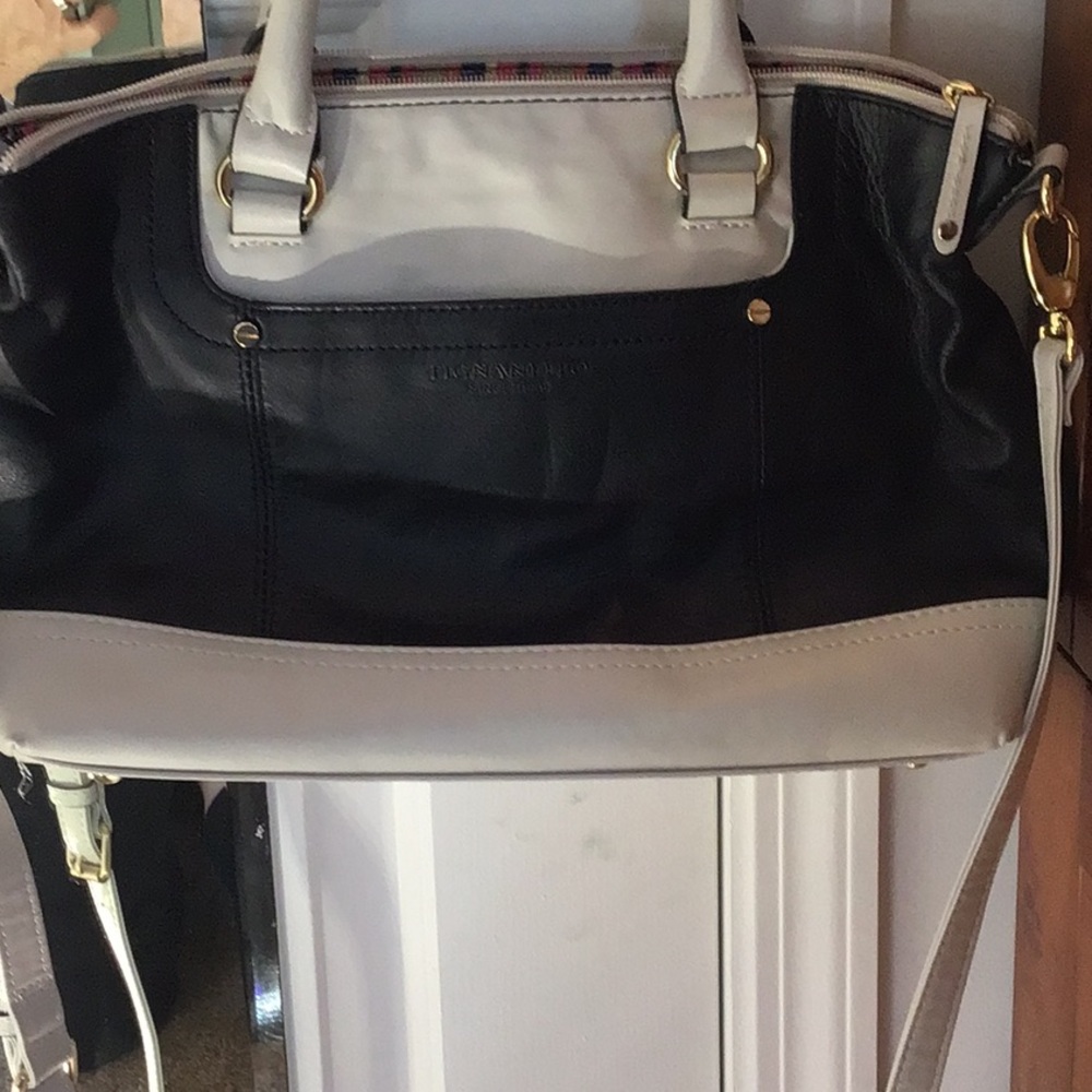Tignanello black &White leather  handbag and shoulder bag.